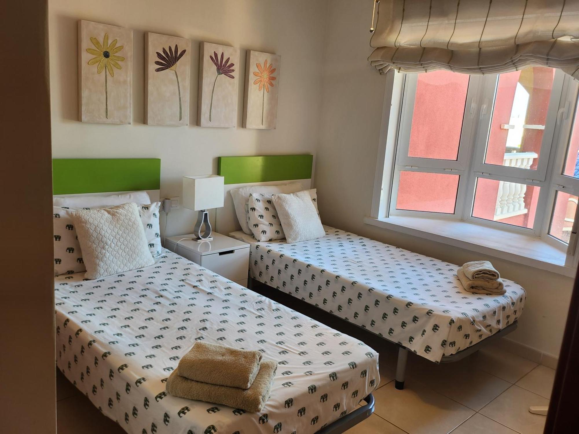 Spacious 3 Bedroom 2 Bathroom Apartment - Puerto Marina Complex Los Alcázares Extérieur photo
