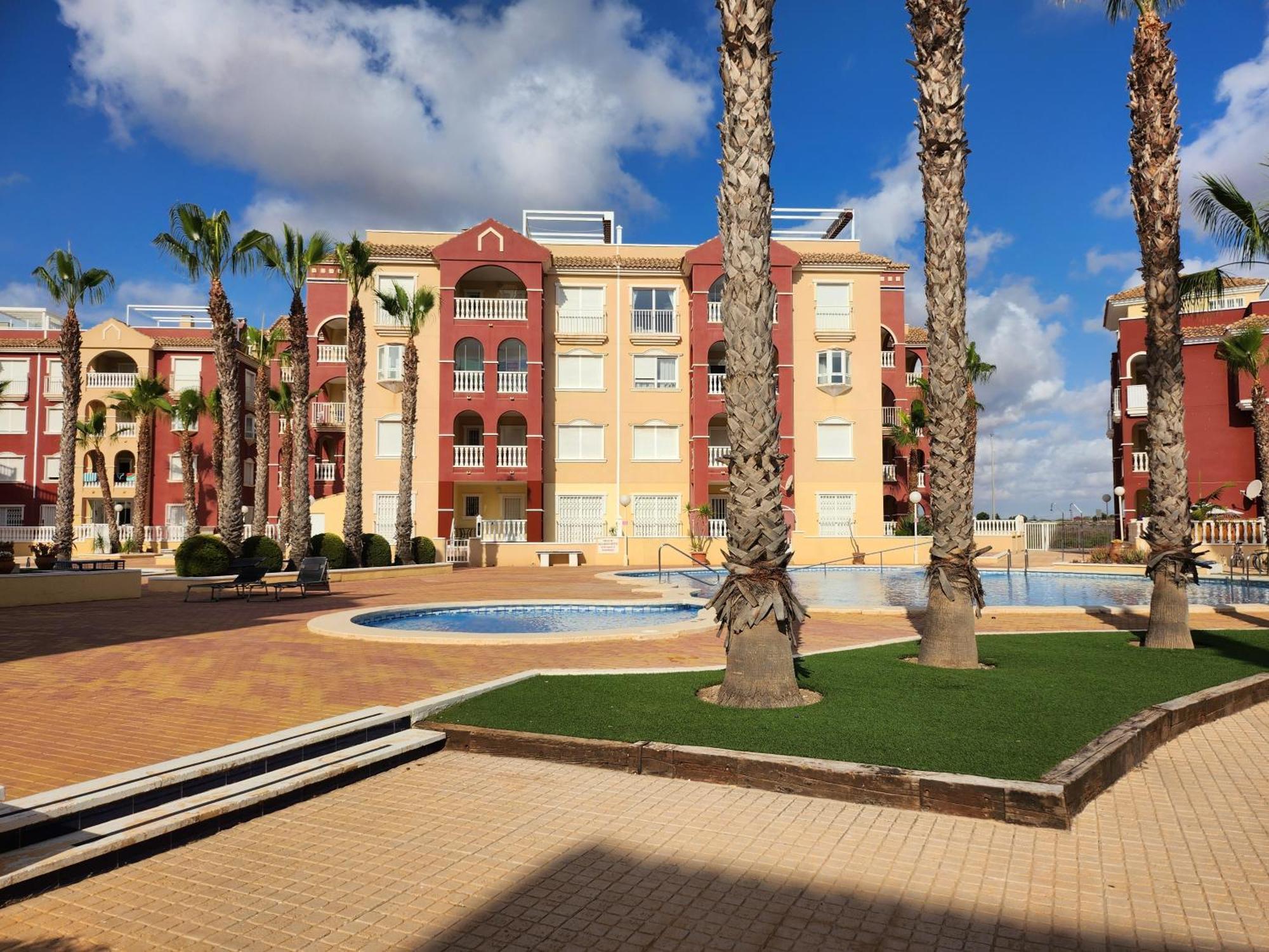 Spacious 3 Bedroom 2 Bathroom Apartment - Puerto Marina Complex Los Alcázares Extérieur photo